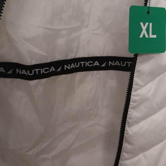 Nautica puffer white coat - Picture 5 of 8
